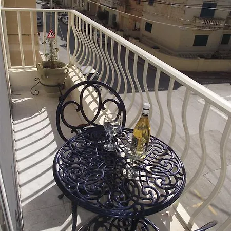 Galea's Appartement Qawra